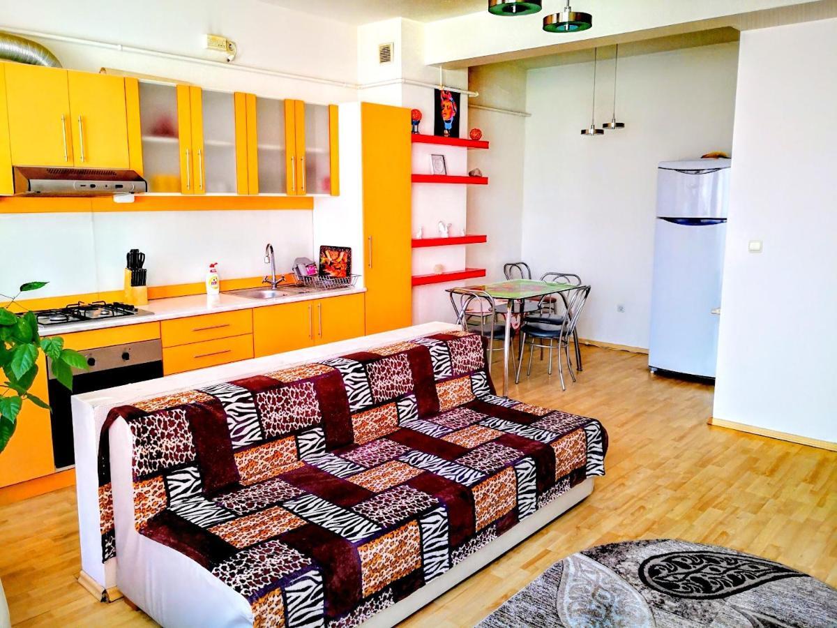 Relaxing & Welcome Apartment, Ared, Uta Arad Exterior photo